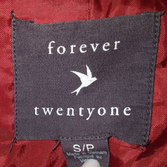 FOREVER 21 RED & BLACK JACKET SZ.S GUC - Picture 4 of 8